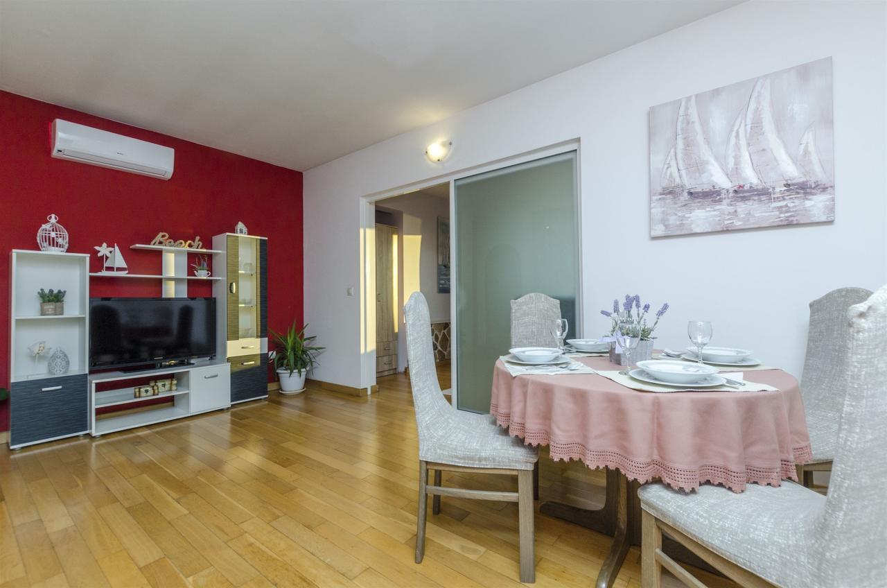 Apartments Bluesun Omis Luaran gambar