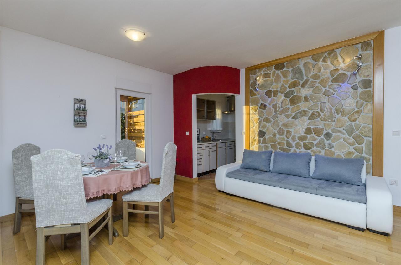 Apartments Bluesun Omis Luaran gambar
